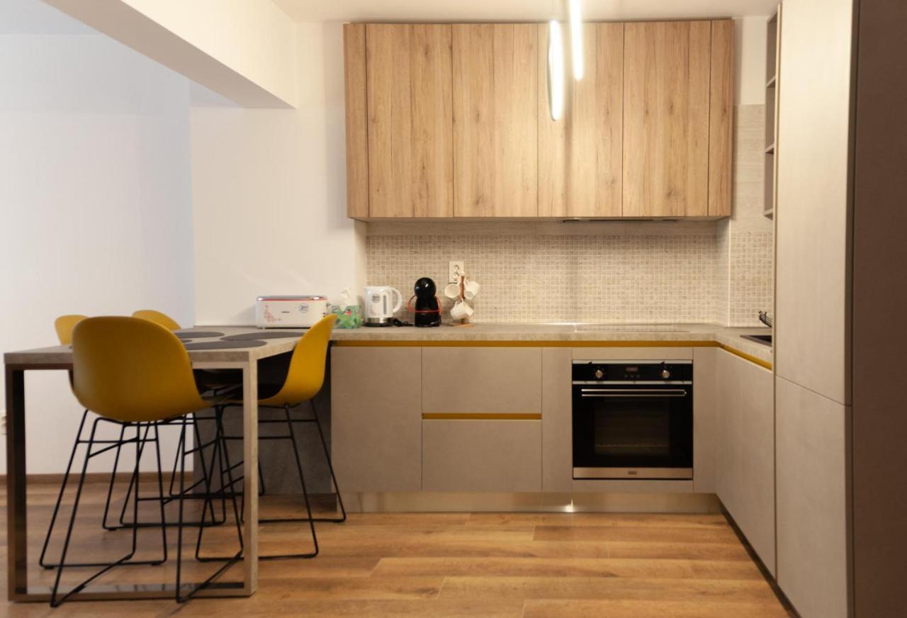 Bg Luximmo Apartments 克卢日-纳波卡 外观 照片
