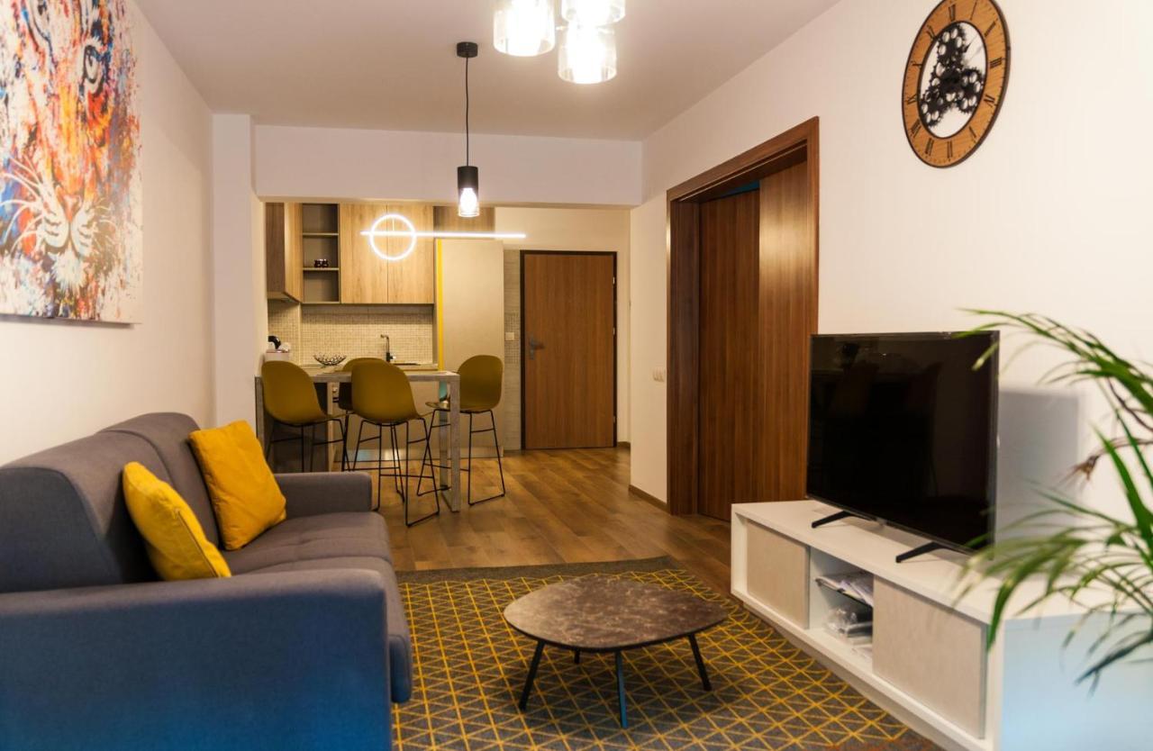 Bg Luximmo Apartments 克卢日-纳波卡 外观 照片