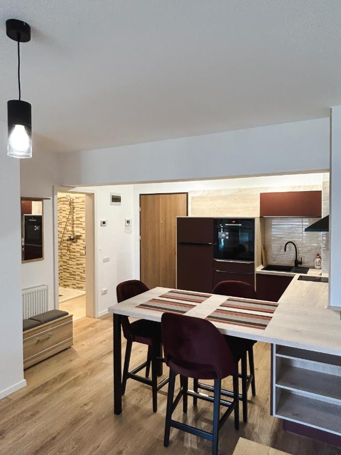 Bg Luximmo Apartments 克卢日-纳波卡 外观 照片