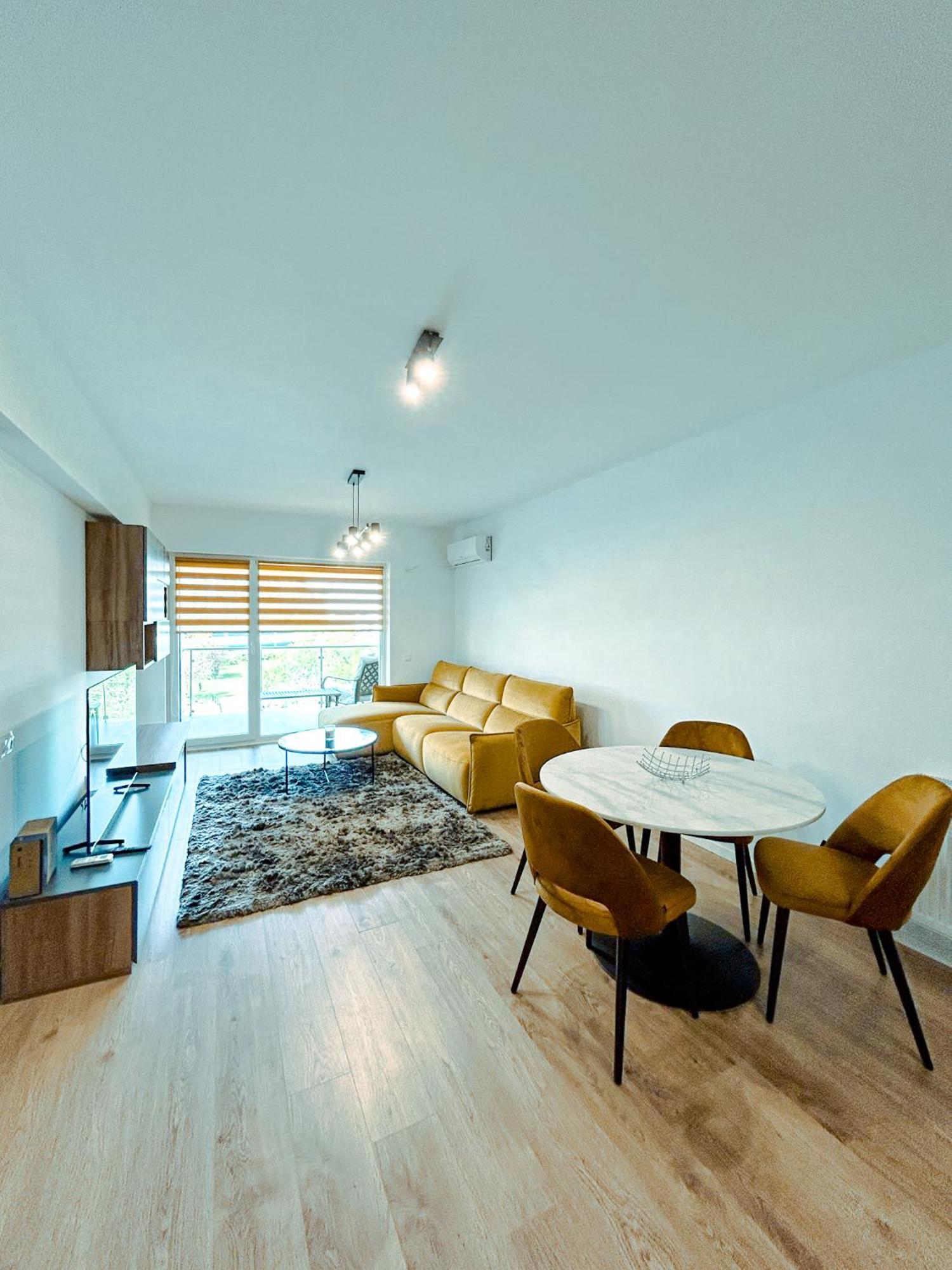 Bg Luximmo Apartments 克卢日-纳波卡 外观 照片